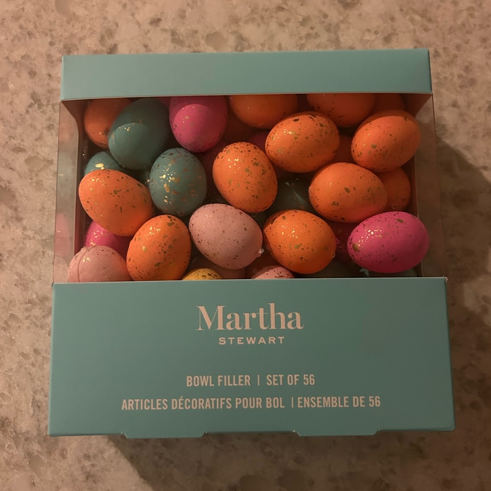 “New” Martha Stewart Vibrant Egg Bowl Filler (56 pieces)